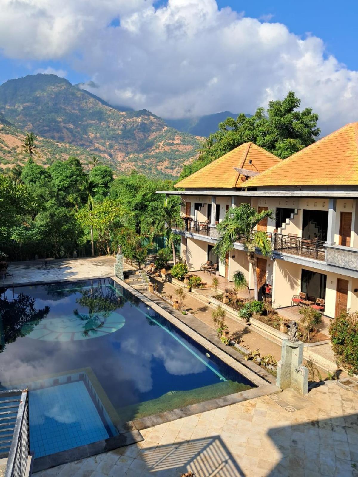 Avana Hotel & Dive Center Pemuteran Exterior photo